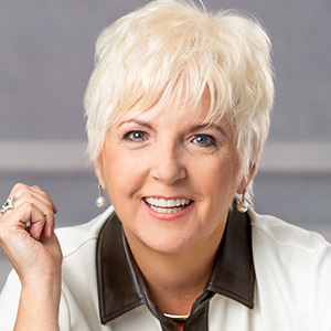 Photo of Jennifer Hofmann